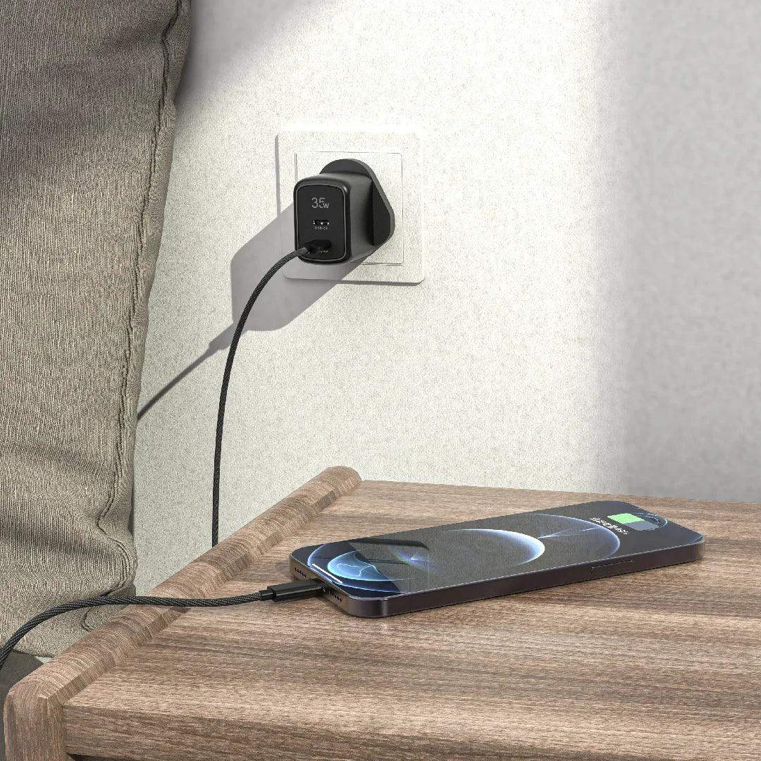 Pawa Stout Gan Travel Charger with Dual PD Port 35W-Black PW-GN35UK-BK - GulfStore.com