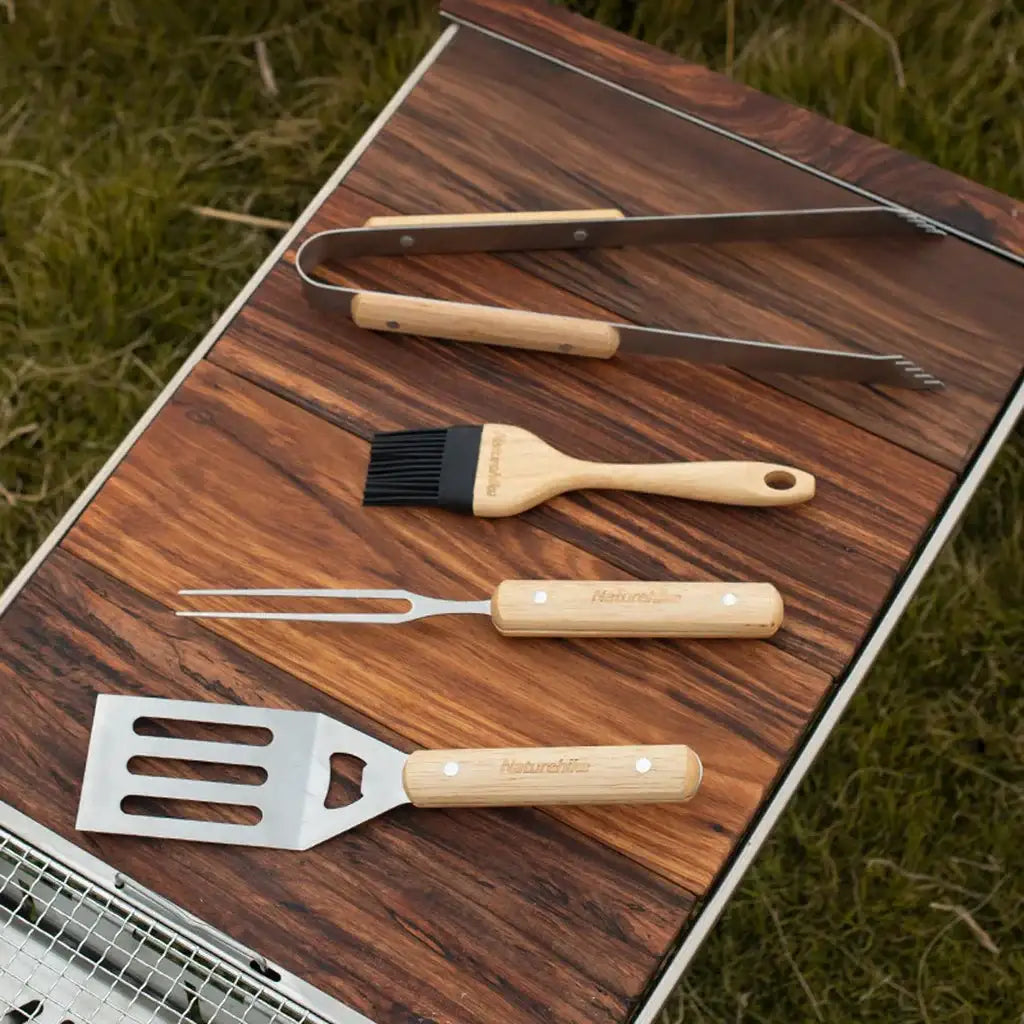 Naturehike Four-piece barbecue tool set - Wood + stainless steel - GulfStore.com