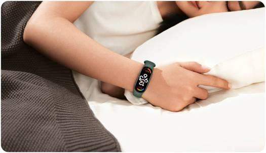 Xiaomi Smart Band 7 with Full AMOLED Display BHR6008GL - Black - GulfStore.com