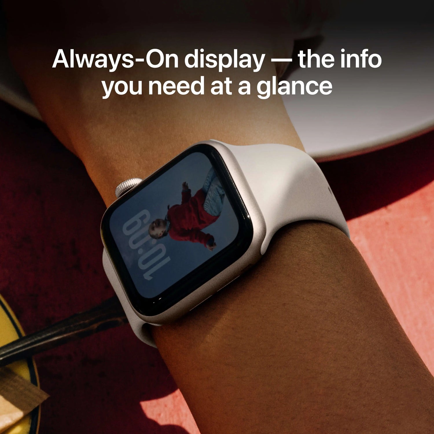 Apple Watch SE 3 GPS 44mm Midnight Aluminium Case with Midnight Sport Band - S/M - GulfStore.com