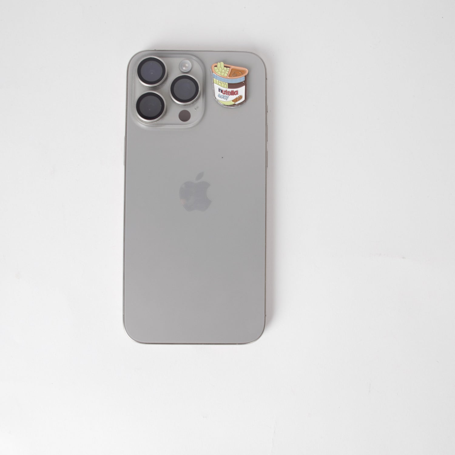 ملصق نوتيلا آند جو