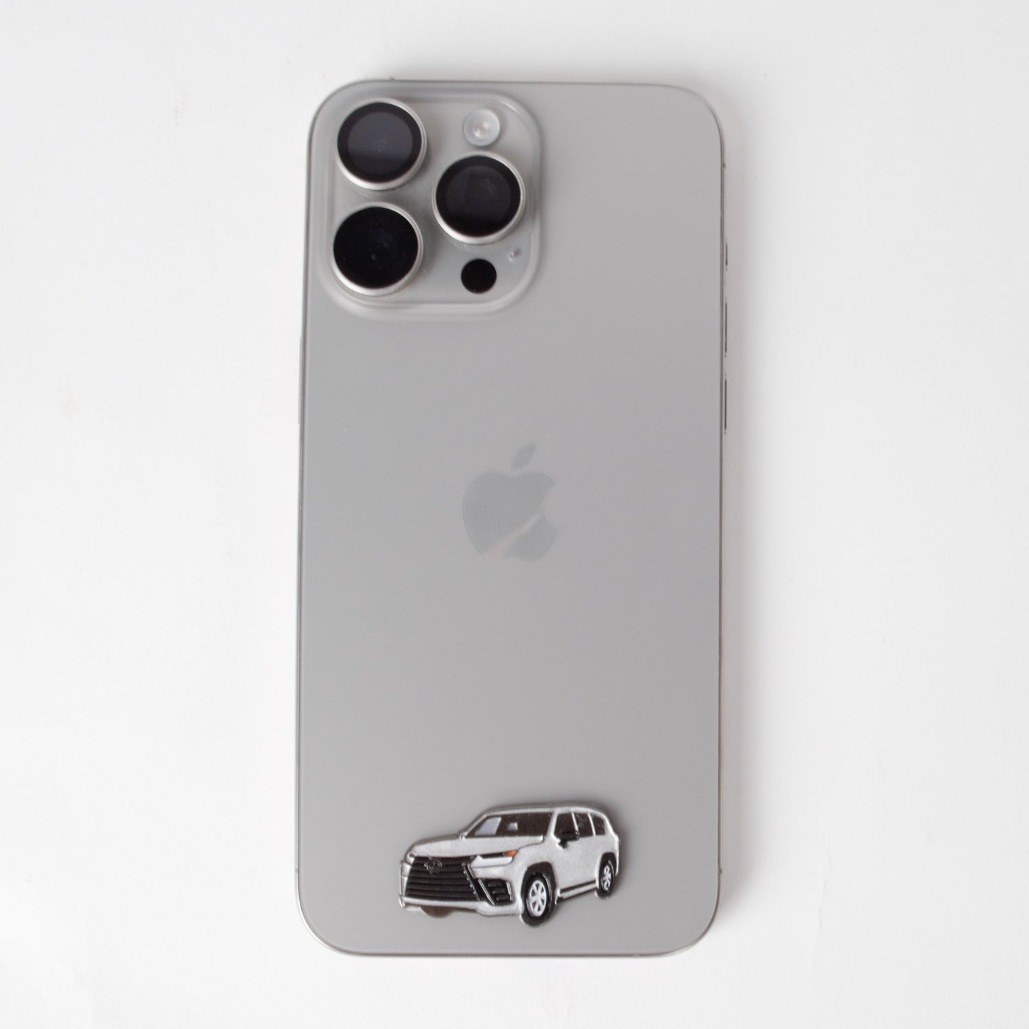 ملصق أبيض لسيارة لكسس جيب LX 600