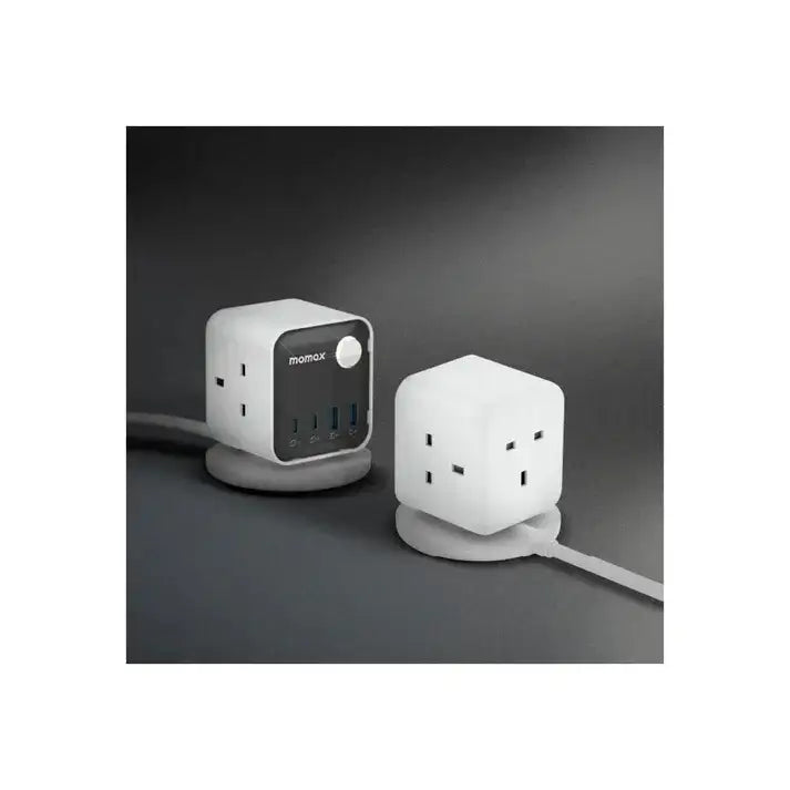 US20UKW | مكعب طاقة موماكس بشحنة واحدة و3 منافذ USB | أبيض