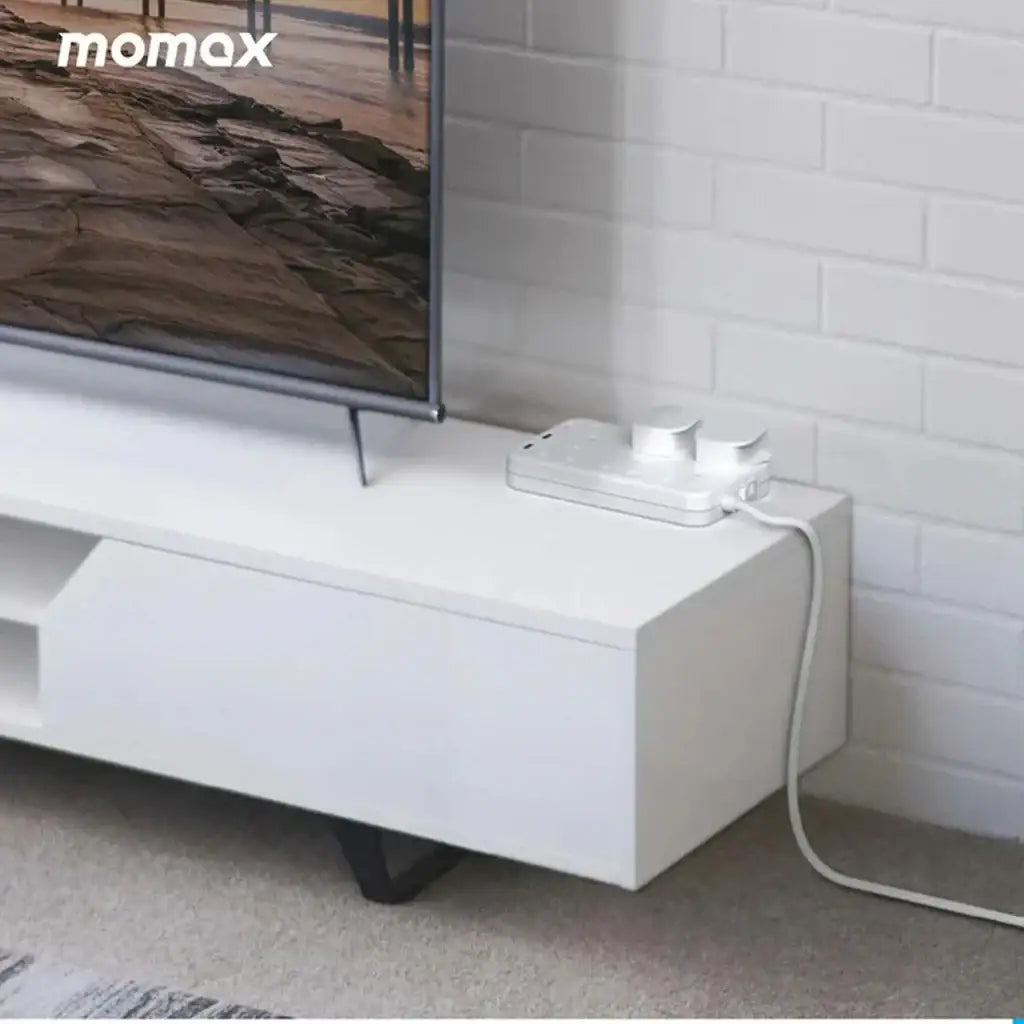 US12UKW | Momax ONEPLUG 6-Outlet Power Strip With USB - GulfStore.com