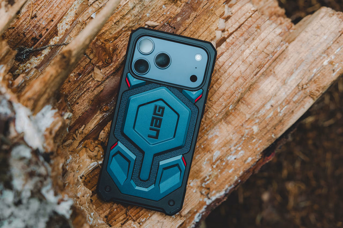 UAG iPhone 18/17 Pro Max Monarch Pro Kevlar Case