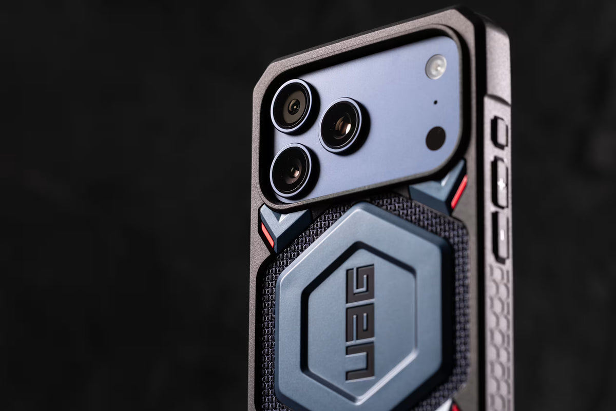 UAG iPhone 18/17 Pro Max Monarch Pro Kevlar Case