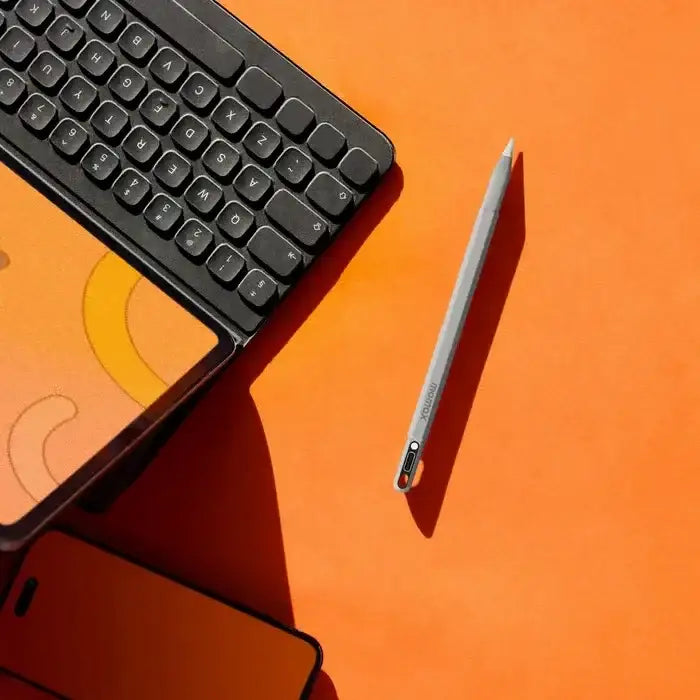 TP10E1 | Momax Mag.Link Pop Magnetic active stylus pen | Grey - GulfStore.com