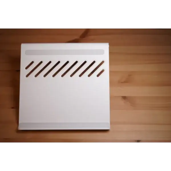 UGreen Desktop Laptop Stand - GulfStore.com