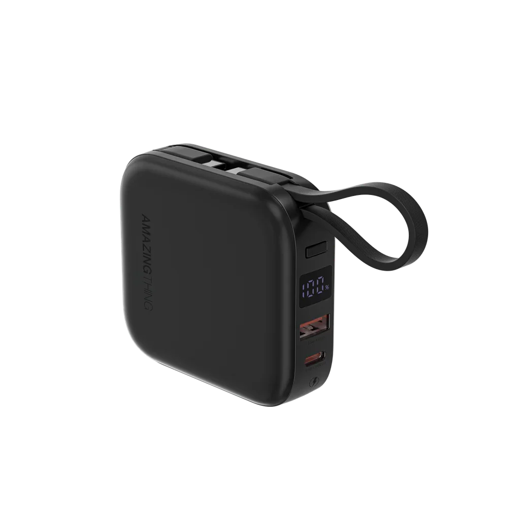 AMAZINGTHING | 17942 | باور بانك ثندر جو بسعة 10000 مللي أمبير/ساعة مع كابلين USB-C مدمجين | أسود