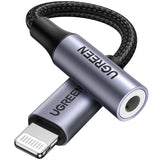 محول UGreen من Lightning إلى 3.5 مم