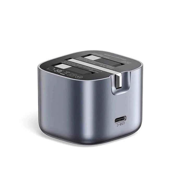 UGREEN Nexode 30W USB-C PD GaN Fast Charger UK folding foot CD305 - Black