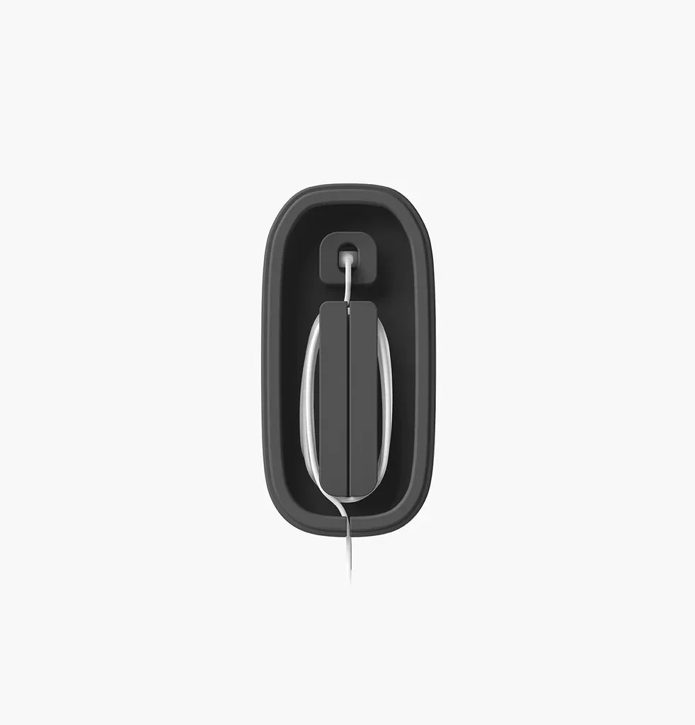 قاعدة شحن UNIQ Nova Compact Magic Mouse مع حلقة كابل - فحمي (رمادي غامق)