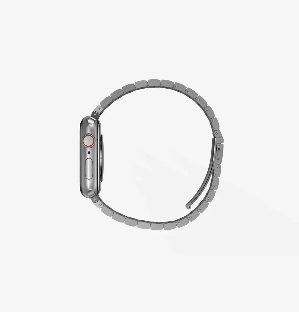 UNIQ Strova Stainless Steel Band For Apple Watch 49/45/44mm - Silver -49MM-STRVSIL