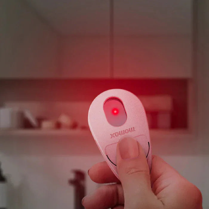 BR13D | Momax PinGuard Camera Scanning Find my locator | Black