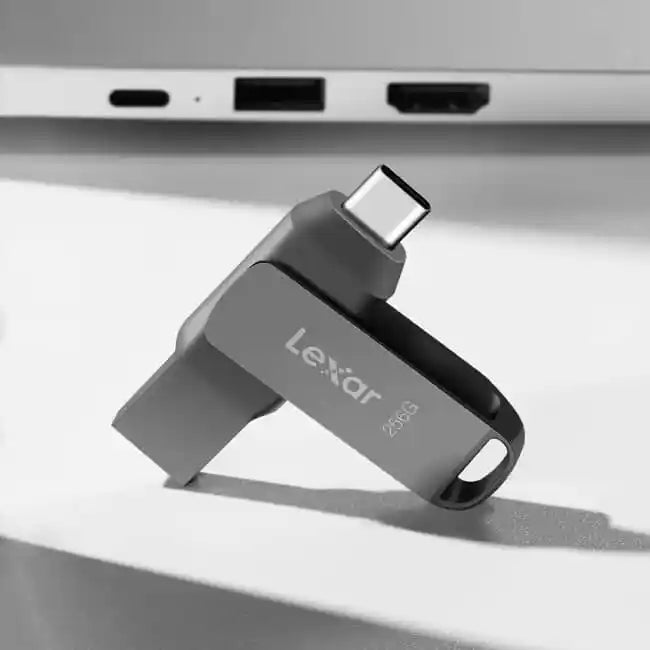 128GB Lexar® Dual Type-C and Type-A USB 3.1 flash drive, up to 130MB/s read