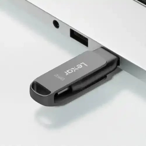 128GB Lexar® Dual Type-C and Type-A USB 3.1 flash drive, up to 130MB/s read