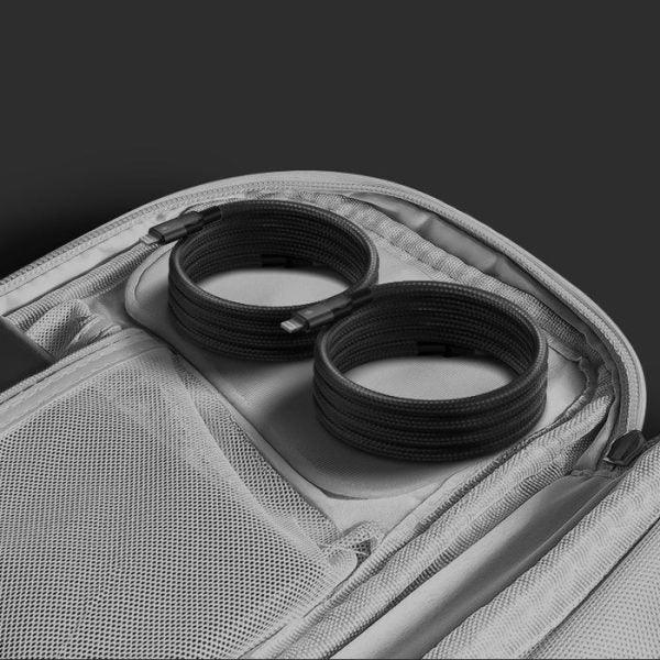 DL57D | Momax Mag.link USB-C to Lightning Magnetic Cable 1m | Black