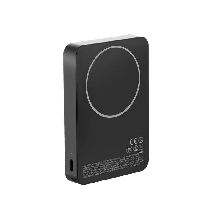 IP158D | Momax 1-Power F.Pass+ 10000mAh Battery Pack with Built-in Cable and Magnetic attachment | Black
