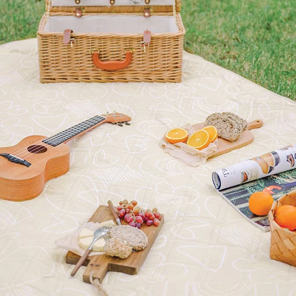 Naturehike Ultrasonic Peach Skin Pile Picnic Mat (Zhiye) - Beige (200X240)