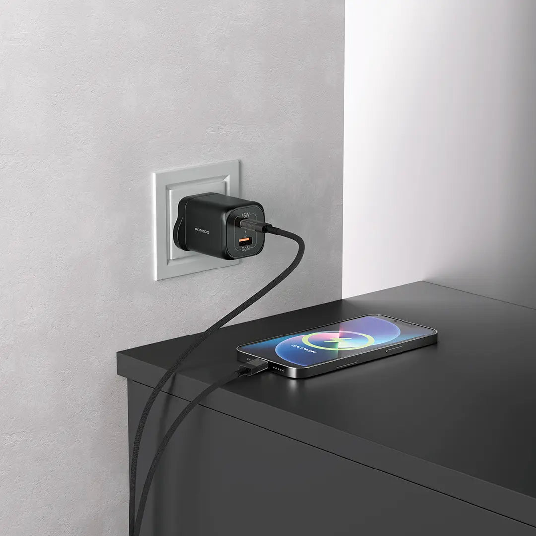 Porodo Dual-Port Quick Charger
