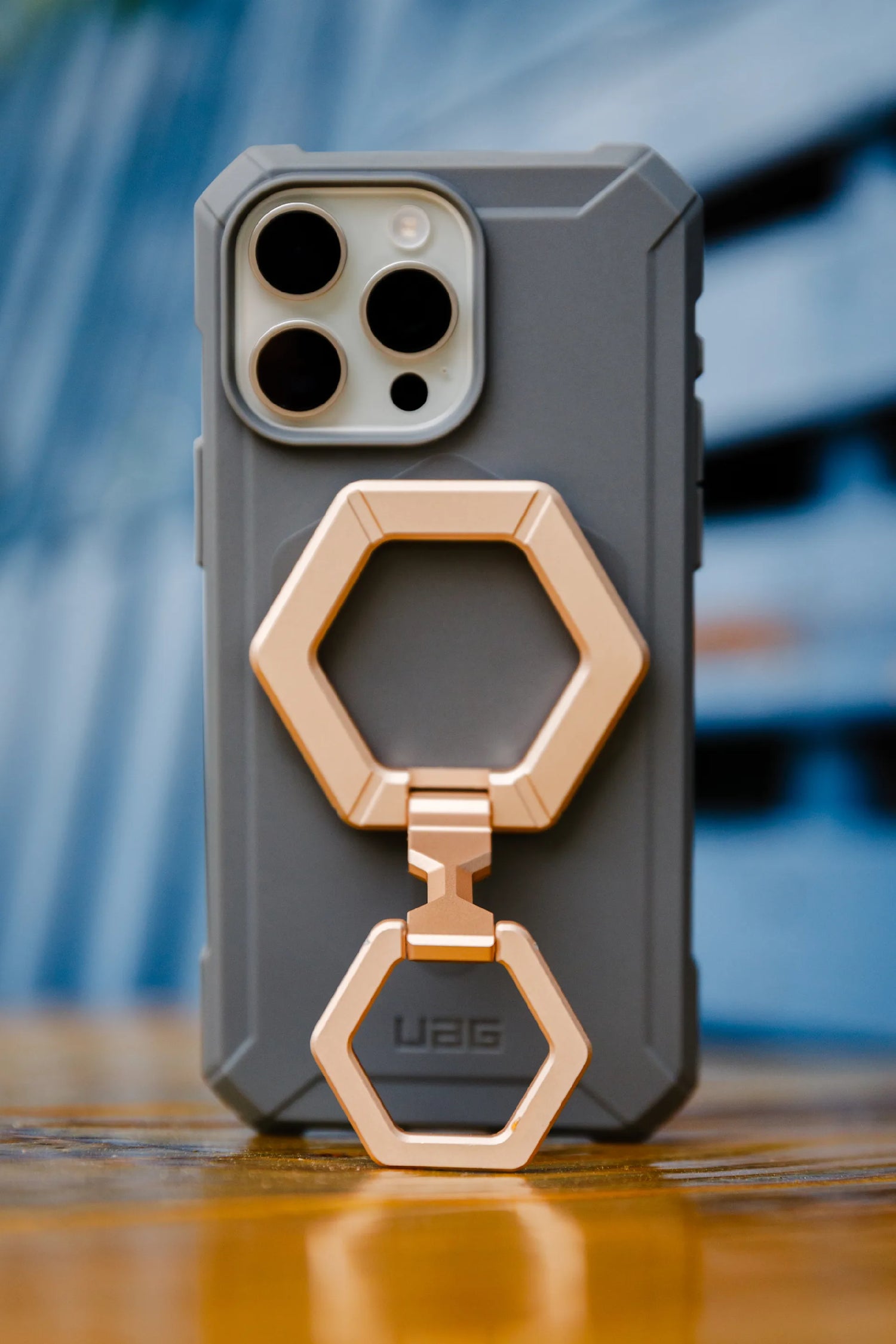 UAG | 964443114040 | UAG Magnetic Ring Stand | Black