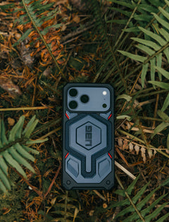 UAG iPhone 18/17 Pro Max Monarch Pro Kevlar Case | Kevlar Element Green