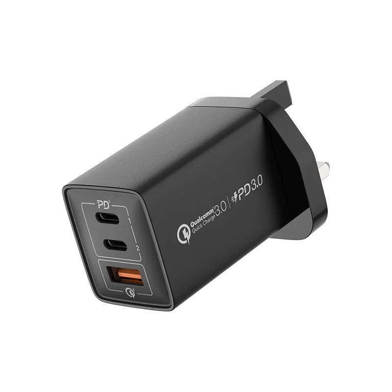 Momax ONEPLUG 67W 3-Port GaN Charger (Black) - UM30UKD