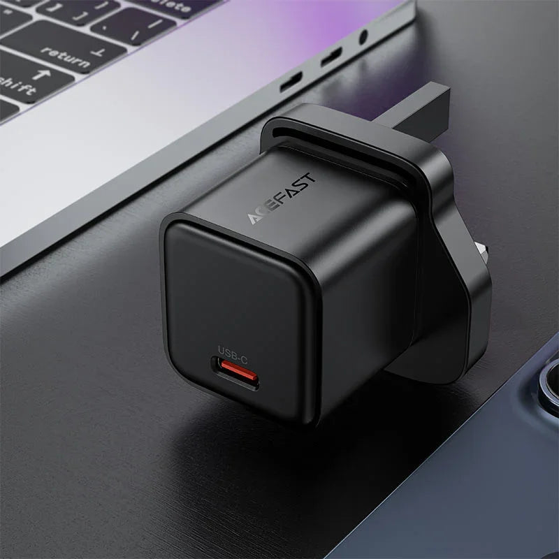 AceFast | 18494 | A124 | PD30W Gan (Usb C) Charger Display Set (P5) | UK | Black