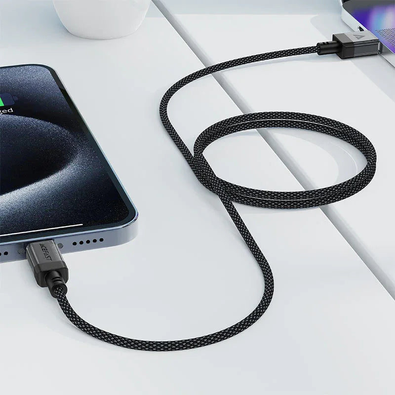 AceFast | 18477 | C12-04 | كابل شحن وبيانات من USB A إلى USB C شفاف من الفولاذ المقاوم للصدأ | أسود