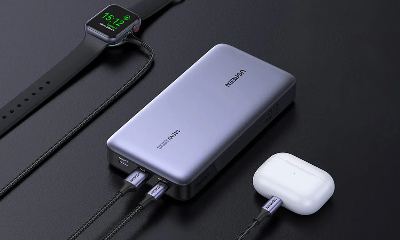PB205 | UGREEN | 25000mAh 140W Power Bank with Built-in Cable | 90597A