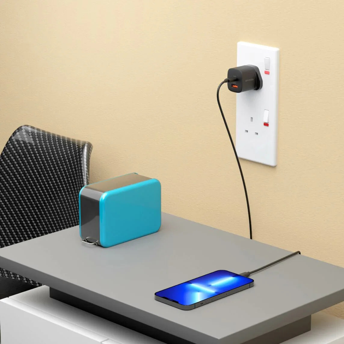 Porodo Quick Charger Power Adapter 33W PD GaN - Black - GulfStore.com